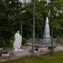 Мемориал погибшим землякам в городе Дно